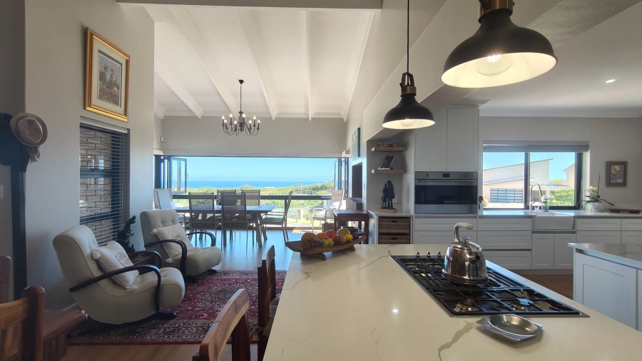 3 Bedroom Property for Sale in Blue Ridge Western Cape